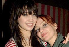 Pearl and Daisy Lowe