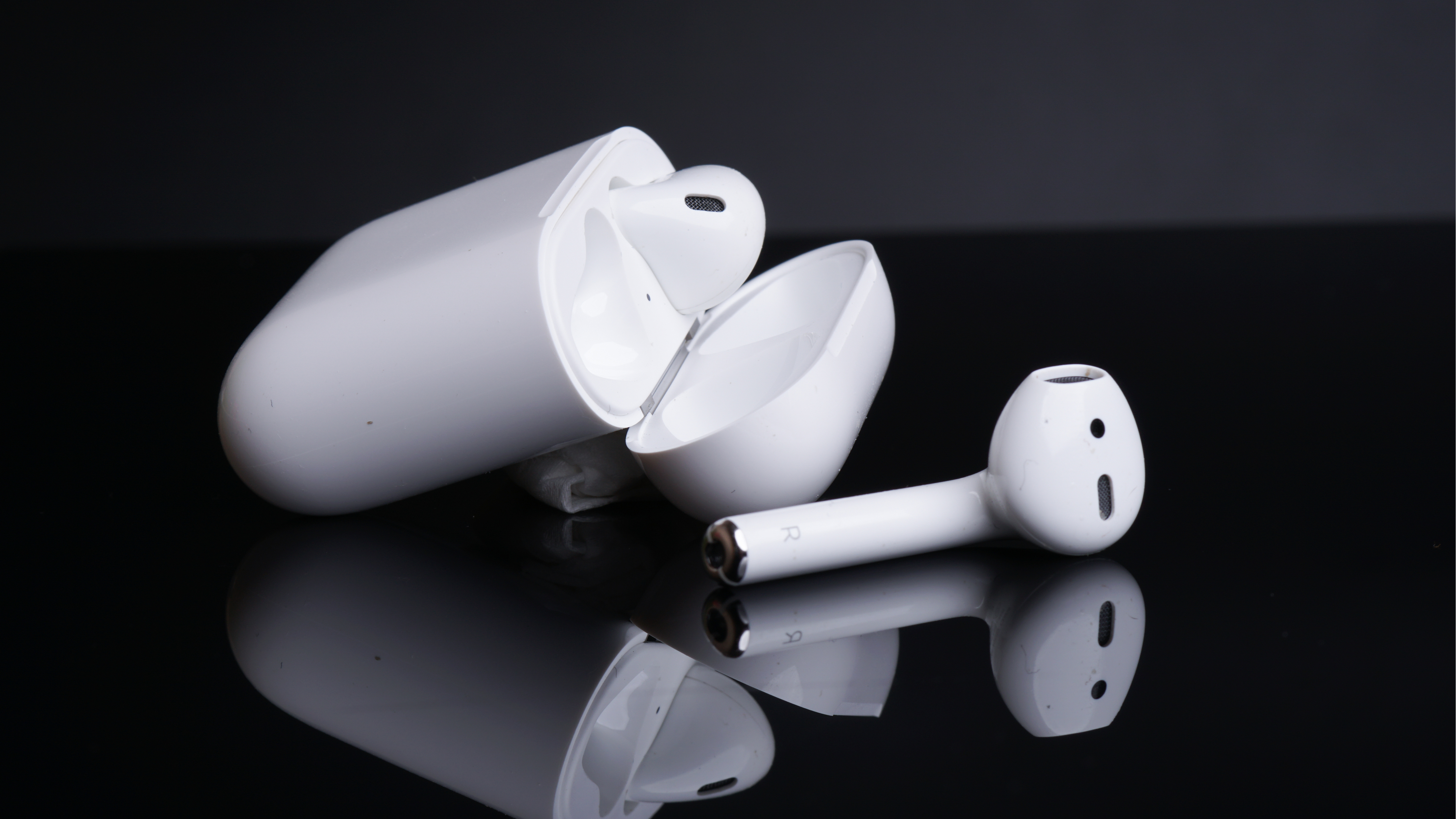 How to Tell if Your AirPods Pro are Fake