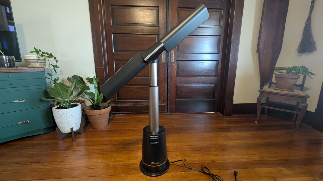 Shark TurboBlade fan in reviewer's home