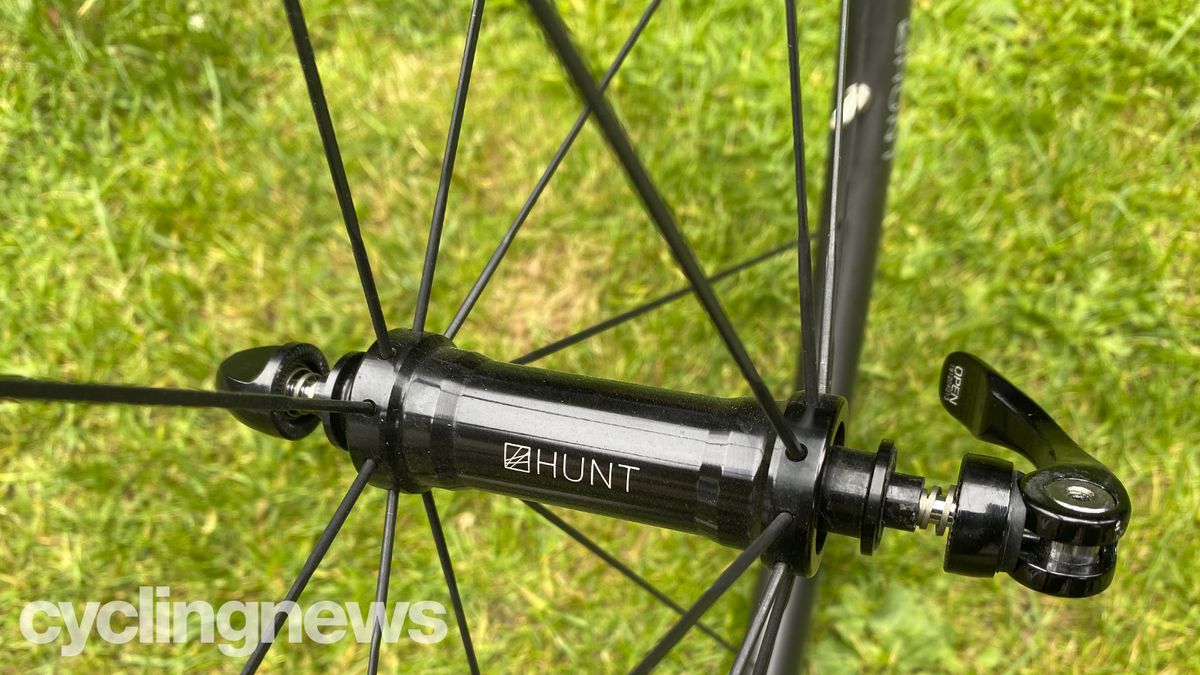 Hunt 36 Carbon Wide Aero review