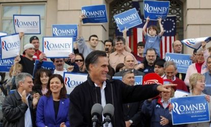 After campaigning in New Hampshire over the weekend, Mitt Romney will make a play for Iowa and its critical conservative base. 