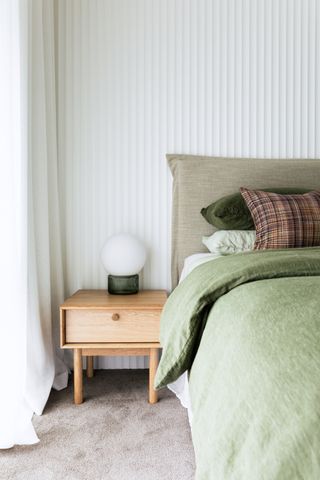 A green bed spread