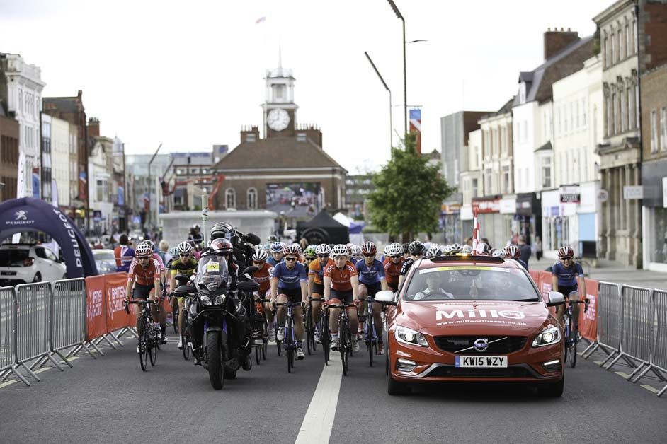 The neutral start gets underway