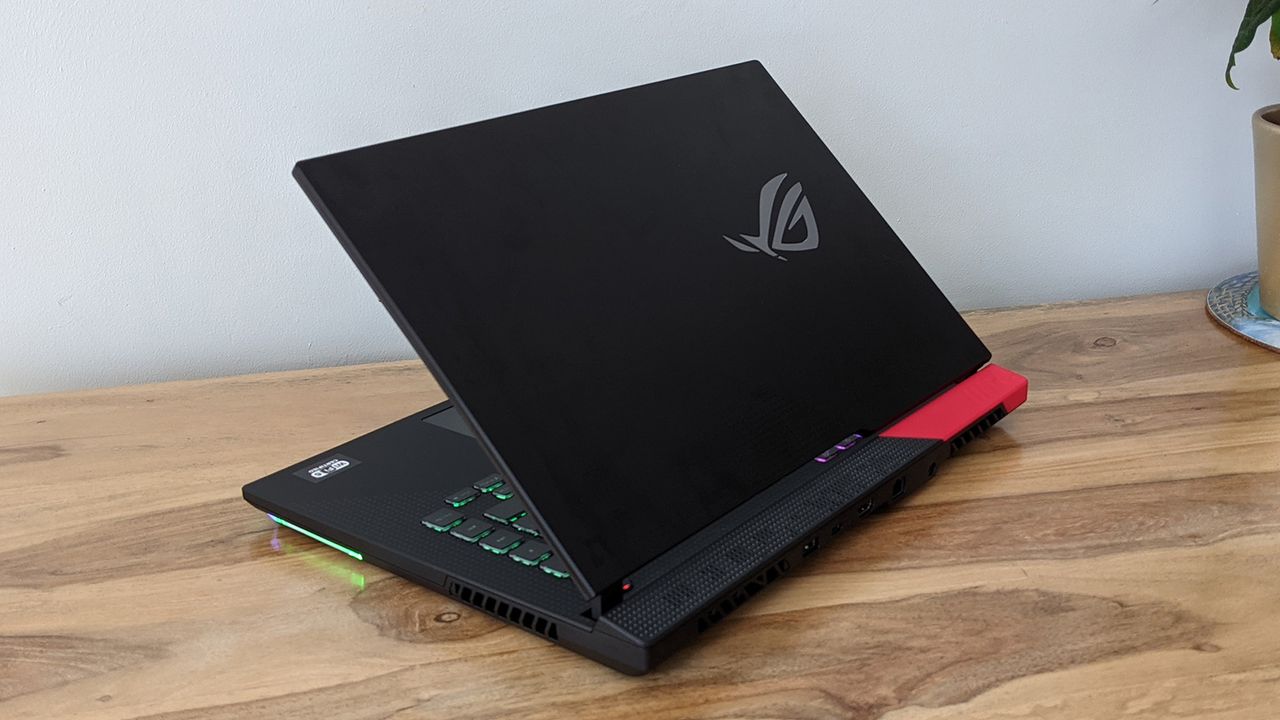 Asus ROG Strix G15 Advantage Edition G513