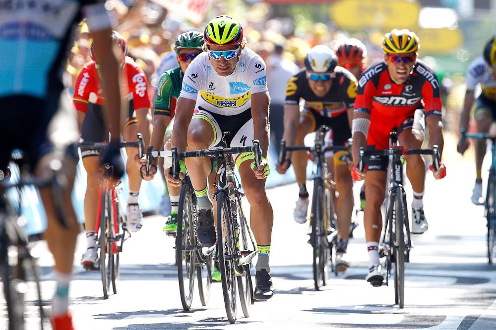 Peter Sagan finishes behind Zdenek Styabr.