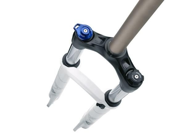 The new XC 32 forks will be relatively light on the wallet but their appearance will nicely mask the budget pricing.