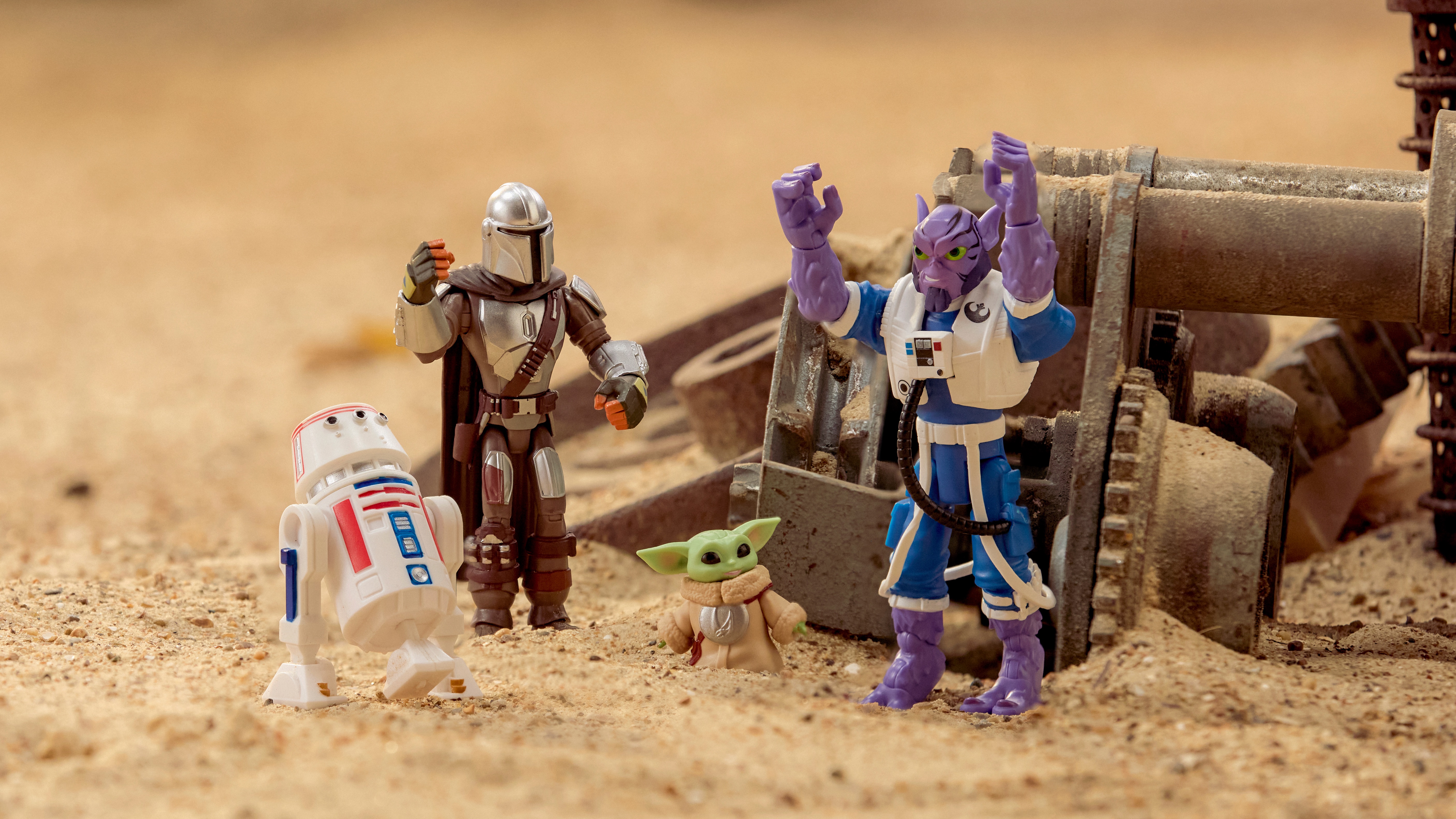 The Mandalorian and Grogu Action Figure Set – Star Wars Toybox 3