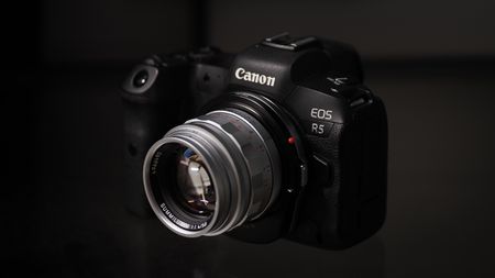 Canon EOS R5 with the Megadap M2RF adapter, mounting a Leica M lens