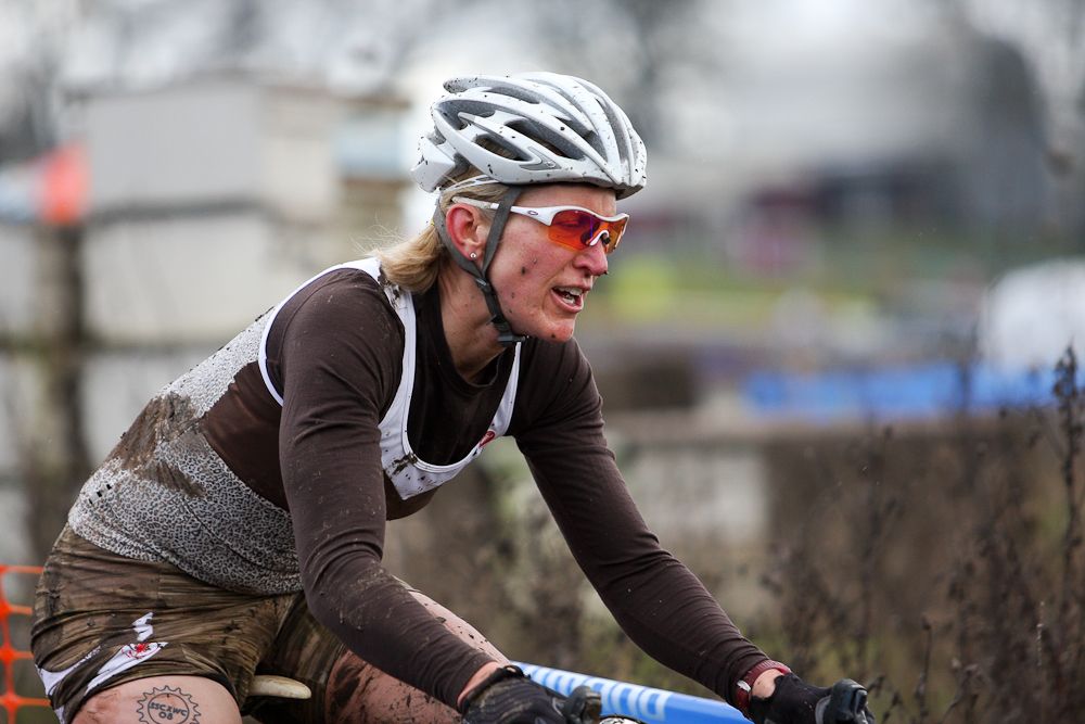 Former winner Sue Butler was back on her 'cross bike for SSCXWC 2016 in Portland