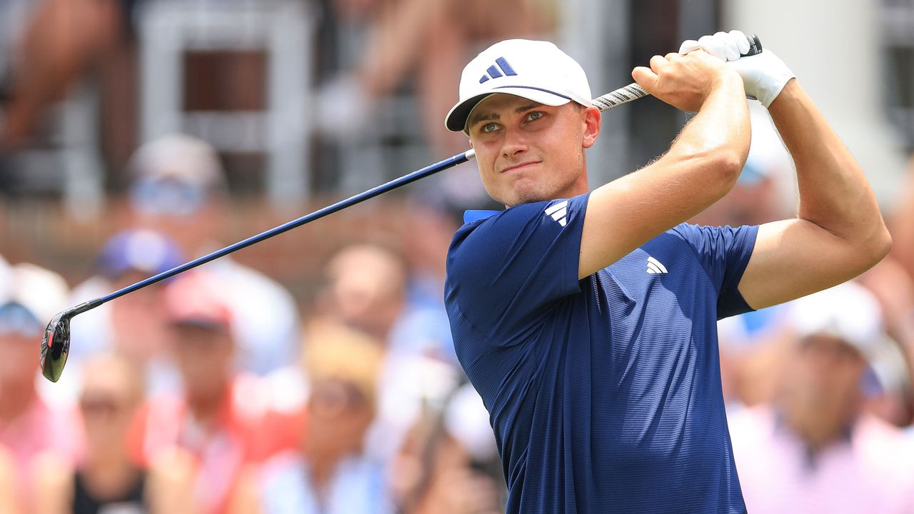 Ludvig Aberg hitting a fairway wood at the 2024 US Open