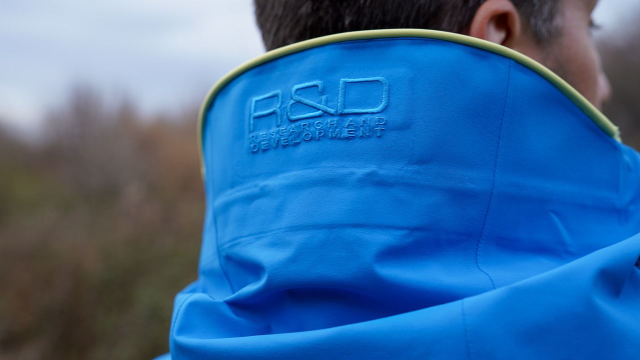 Peak Performance Vislight Gore-Tex C-Knit 3L Shell Jacket review