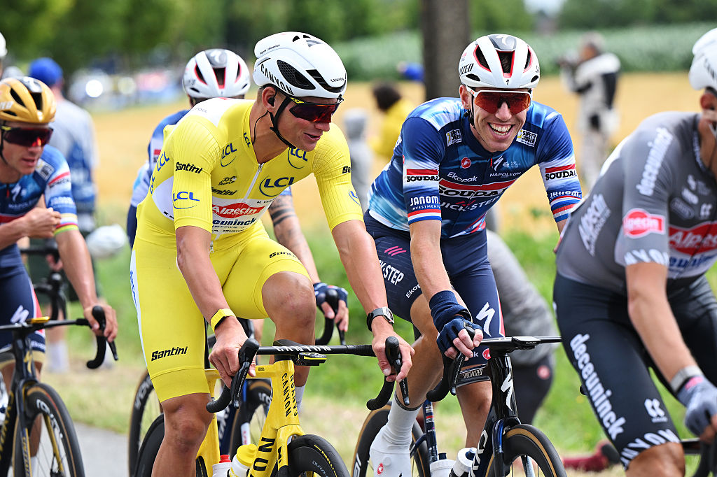 DUNKERQUE, FRANCE - JULY 07: (L-R) Mathieu Van Der Poel of Netherlands and Team Alpecin - Deceuninck Yellow Leader Jersey and Pascal Eenkhoorn of Netherlands and Team Soudal Quick-Step compete during the 112th Tour de France, Stage 3 a 178.3km stage from Valenciennes to Dunkerque / #UCIWT / on July 07, 2025 in Dunkerque, France. (Photo by Dario Belingheri/Getty Images)