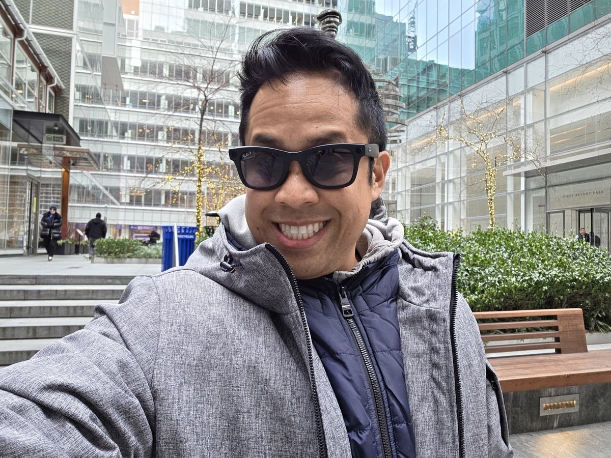 Samsung Galaxy S25 Ultra selfie sample.