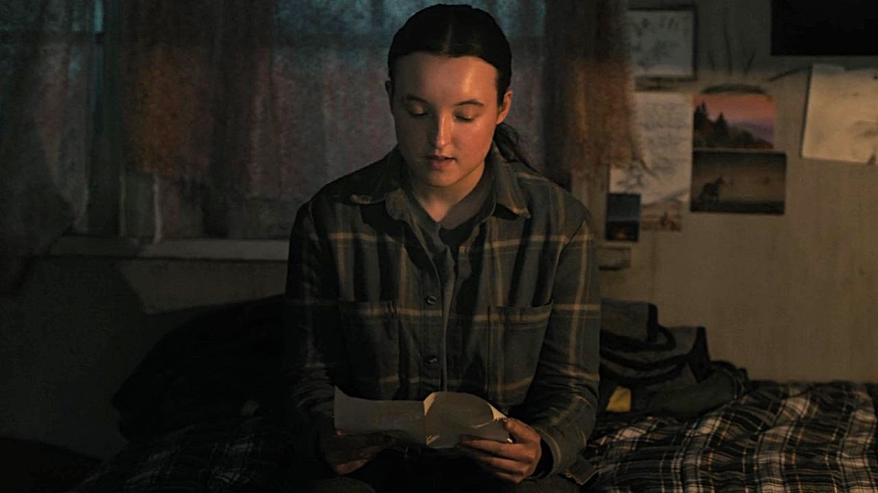Bella Ramsey as Ellie practicing a speech on The Last of Us Season 2.