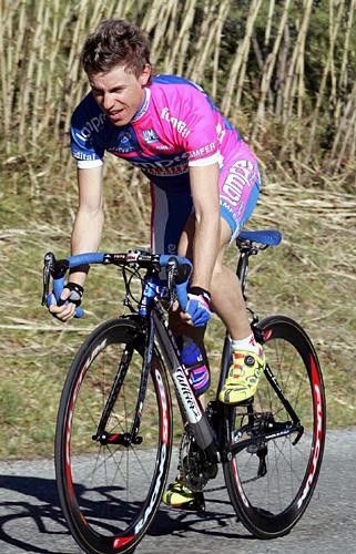 Damiano Cunego powers up