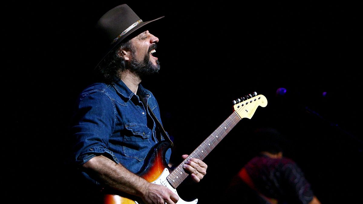 Guitarist Andy Aledort performs live during The Experience Hendrix Tour at The Beacon Theater on October 17, 2007