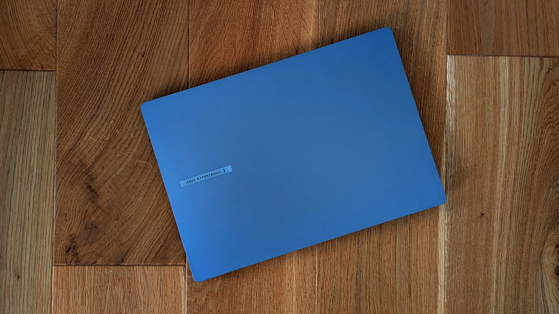 The Asus ExpertBook P3 on a desk