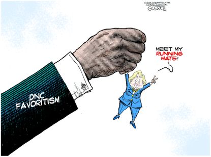 Political cartoon U.S. Mainstream media liberal Hillary Clinton favoritism