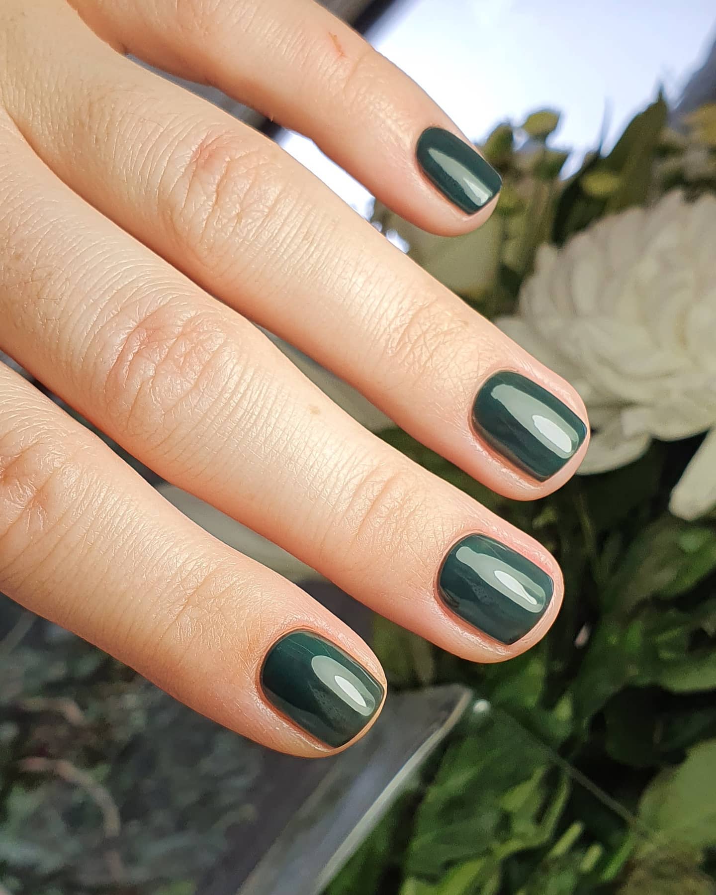 neutral nails