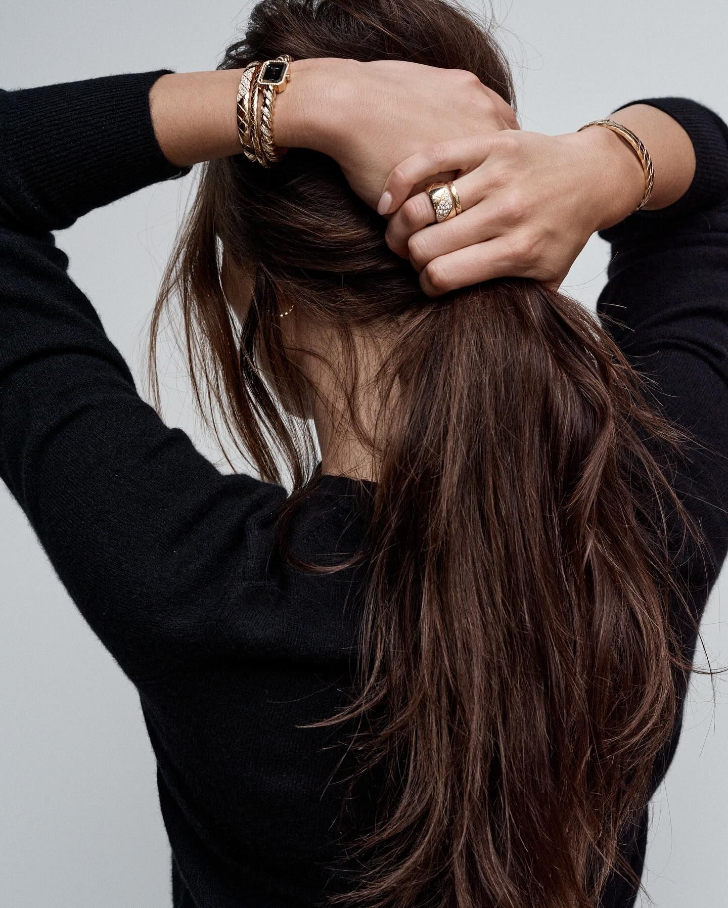An image of @devonleecarlson wearing Chanel's Premiere Galon.