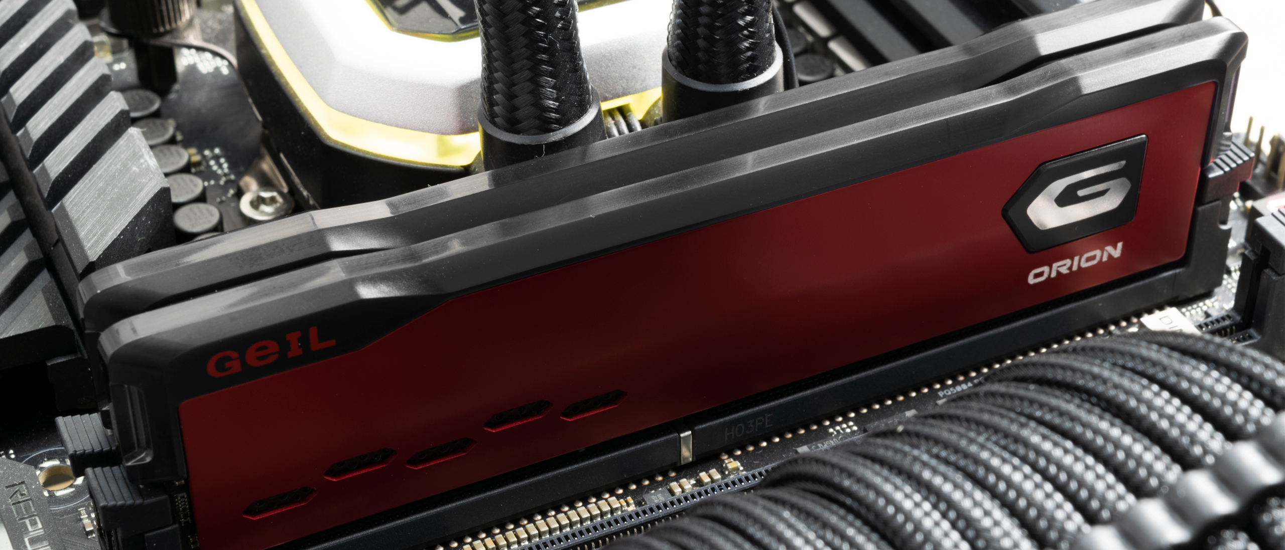 GeIL Orion AMD Edition DDR4-4266 C18