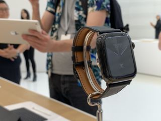 Hermes apple watch discount series 6 review