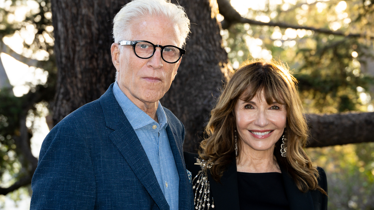 Ted Danson and Mary Steenburgen pose for a portrait at LA Regional Food Bank&#039;s &quot;A Million Reasons&quot; Celebration on August 13, 2023 in Hollywood, California.