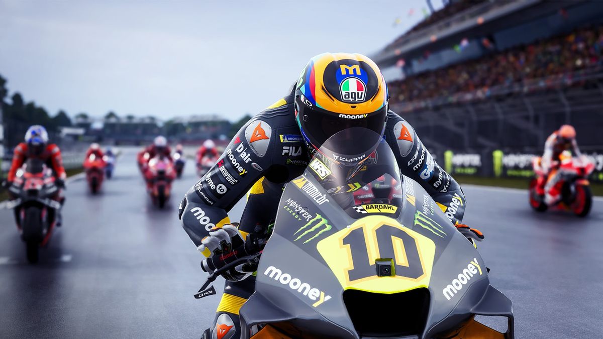 think-you-re-a-decent-sim-racer-try-staying-on-the-bike-for-one-lap-in