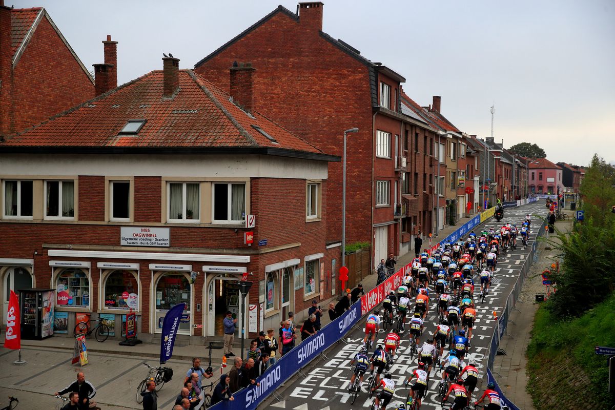 The Junior men's road race passes through Leuven
