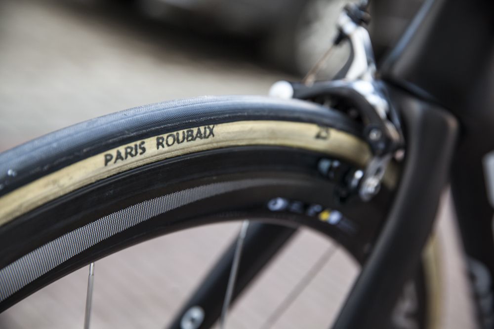 FMB paris-roubaix 25mm luke rowe pinarello k8 3