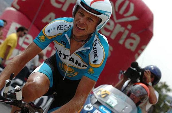 Riders who were not followed by a team car at least got some support.