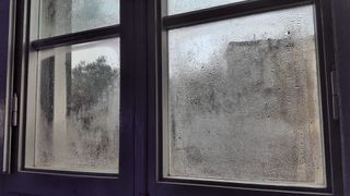 picture of window with condensation on it