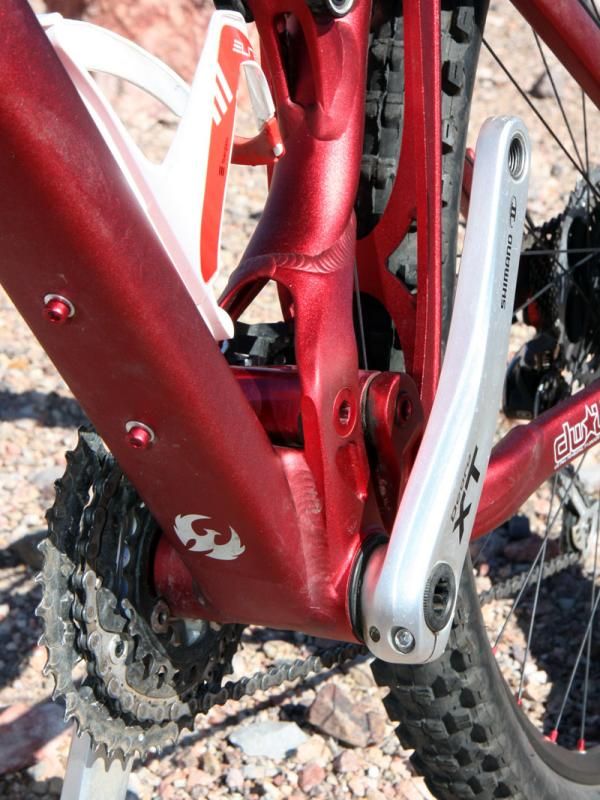 Part of the secret to Pivot frames' unusually high stiffness is the 92mm-wide press-fit bottom bracket shell and similarly wide main pivot geometry.