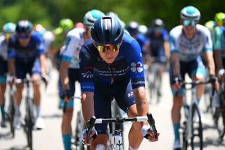 Laurence Pithie replies 'everyone's on the limit' to dangerous racing allegation in Giro d'Italia