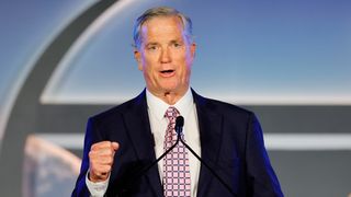 Peter Jacobsen speaks at the Payne Stewart tribute during the World Golf Hall of Fame Induction