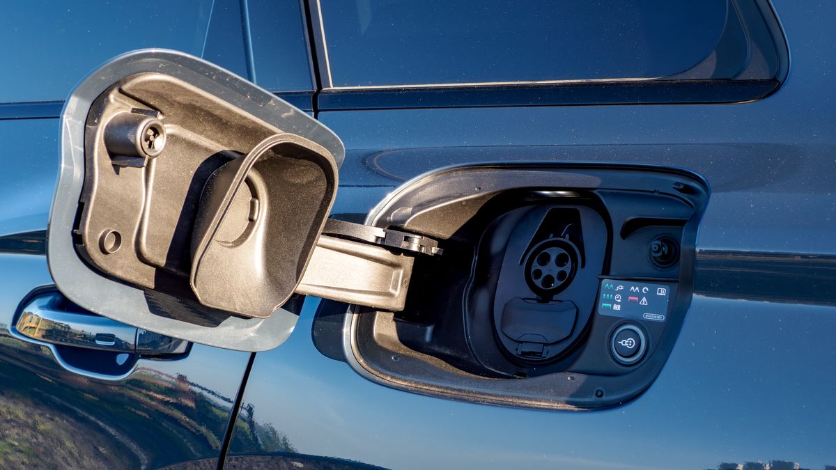 2027 Audi Q6.