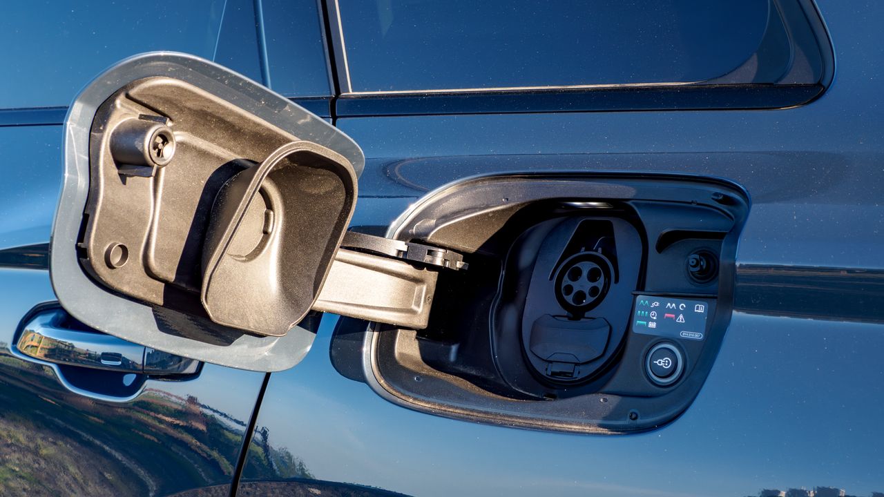 2027 Audi Q6.