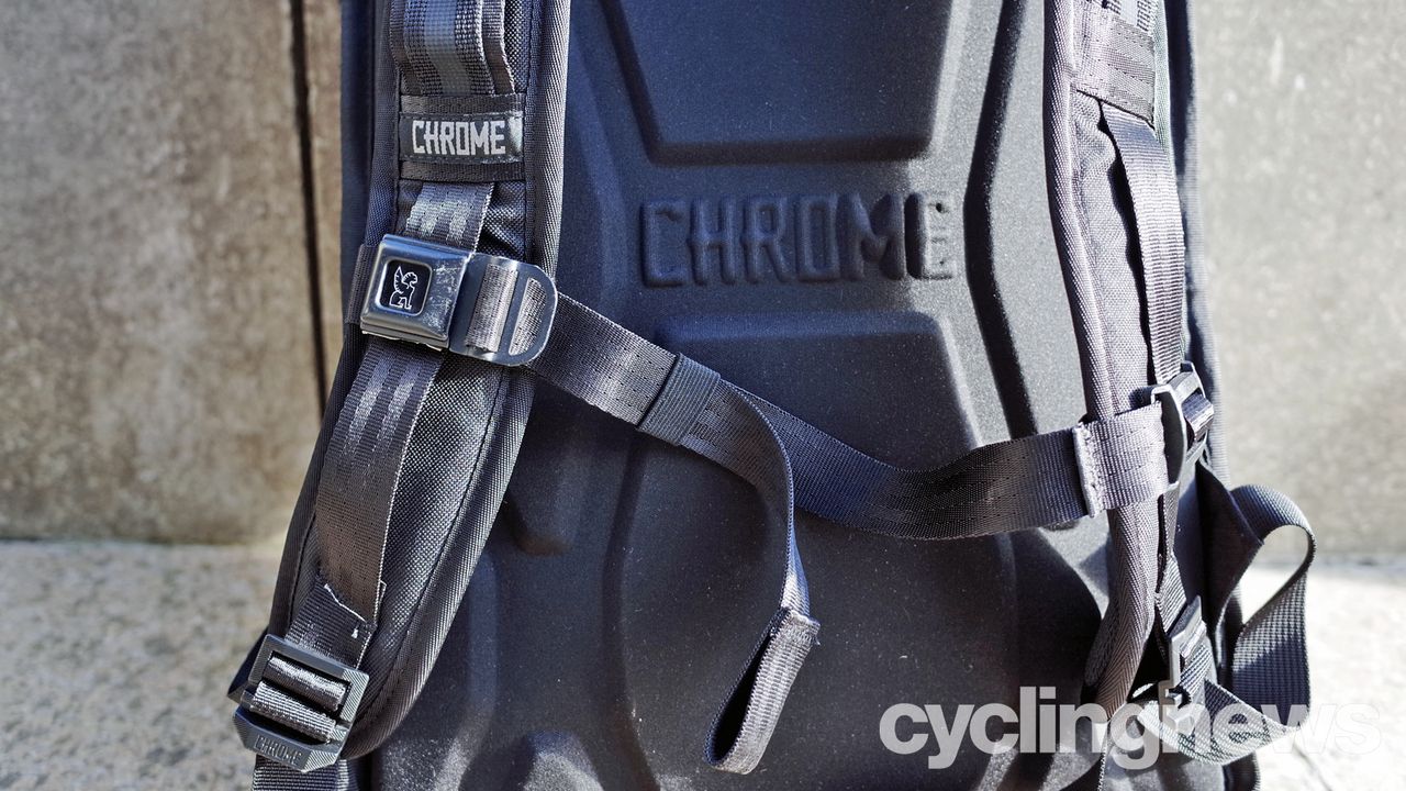 Chrome Industries BLCKCHRM 22X Barrage Cargo backpack