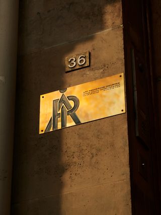 Art Recherche Industrie Paris office