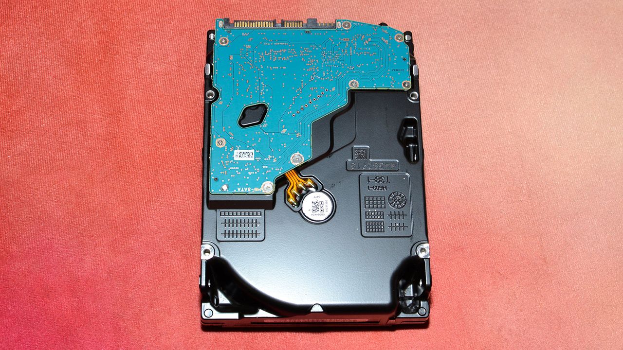 Toshiba X300 Pro 12TB/20TB HDD