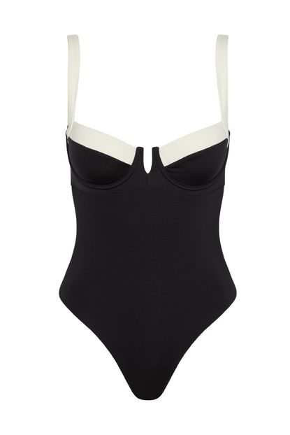 30 Cool One-Piece Swimsuits Defining Summer 2024 Style | Who What Wear