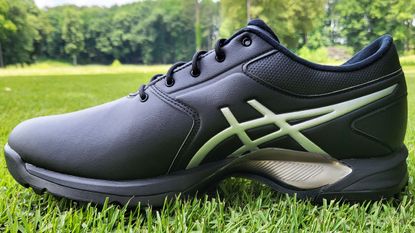 Asics pro shop golf shoes