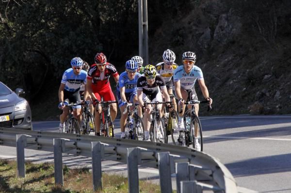Matteo Trentin (Omega Pharma-QuickStep) at the head of the 8-man escape.