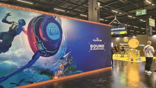 JBL op Gamescom 2025