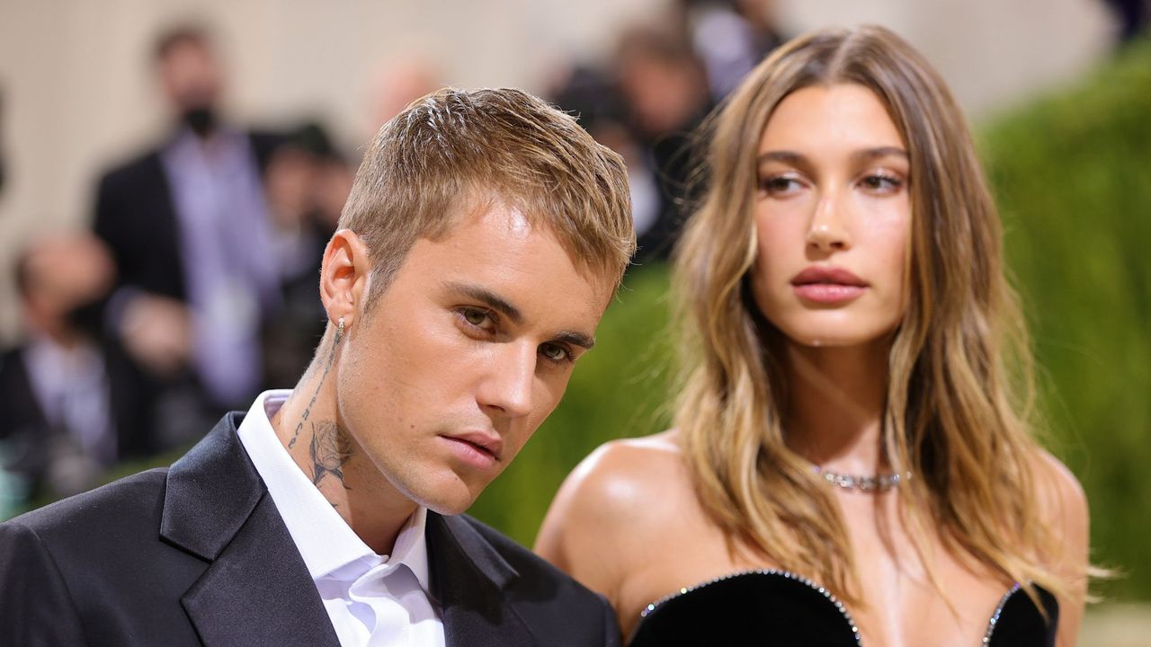 Hailey and Justin Bieber attend the 2021 Met Gala