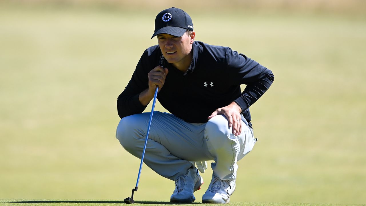 Jordan Spieth eyeing up a putt during the first round of the 2022 Scottish Open