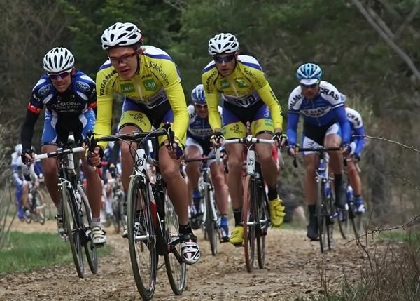 Team Glud Glud&amp;Marstrand Marstrand-LR&Oslash; riders pushing in the peleton on the second Gravel road