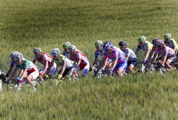 The peloton allowed a dangerous break get over two minutes