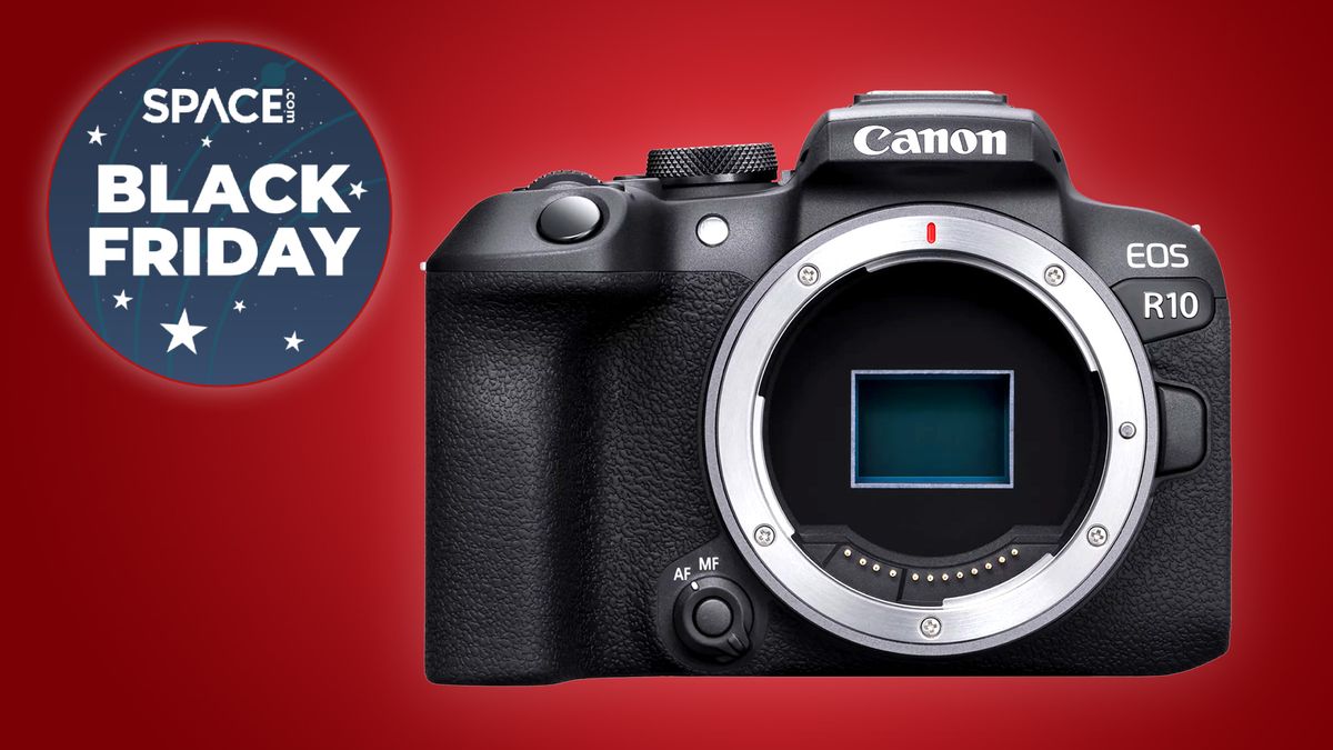Canon EOS R10 is now $100 off this Black Friday/Cyber Monday