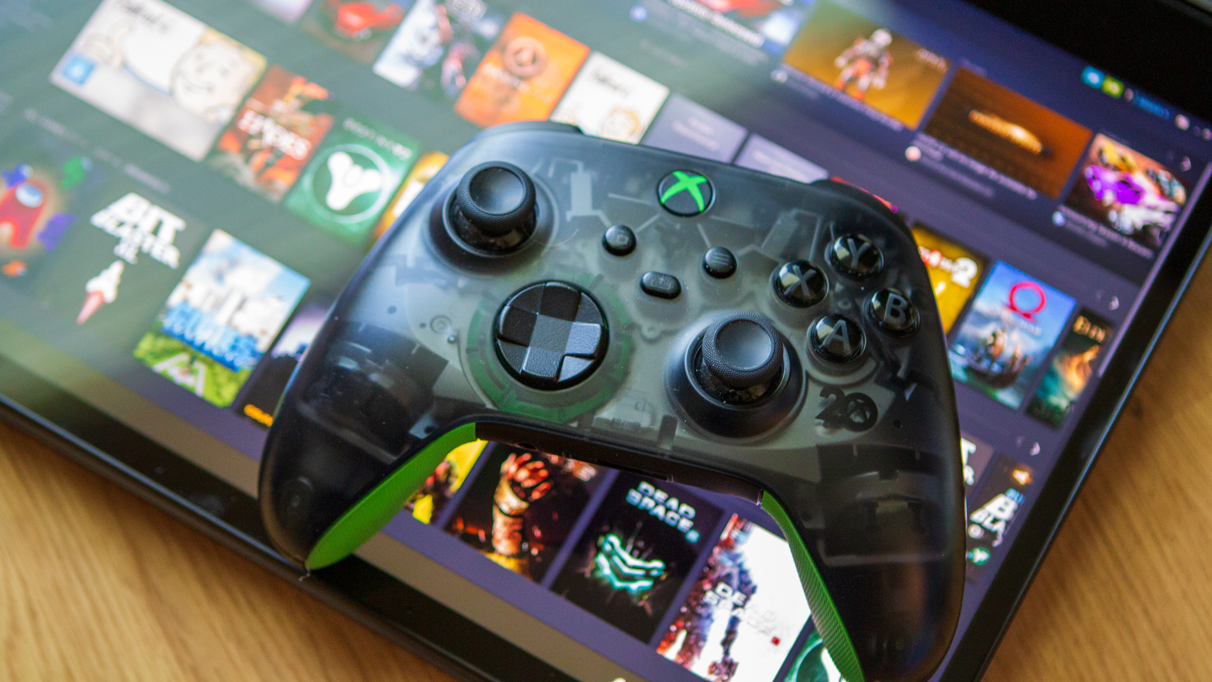 Xbox Controller on Acer Chromebook Spin 713 in tablet mode